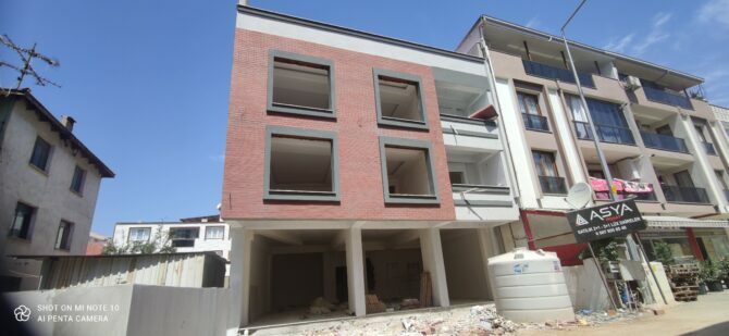 Özcan Karacan Apartmanı